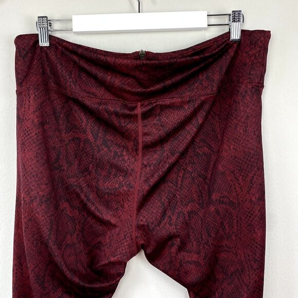 Nike Plus Burgundy Snake Print High Waist Leggings 2X - Picture 5 of 7